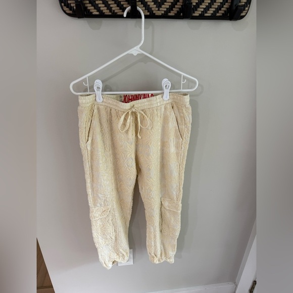 Johnny Was Love Pull On Embroidered Cargo Pants - Off White/Cream - Size Small - Picture 16 of 16
